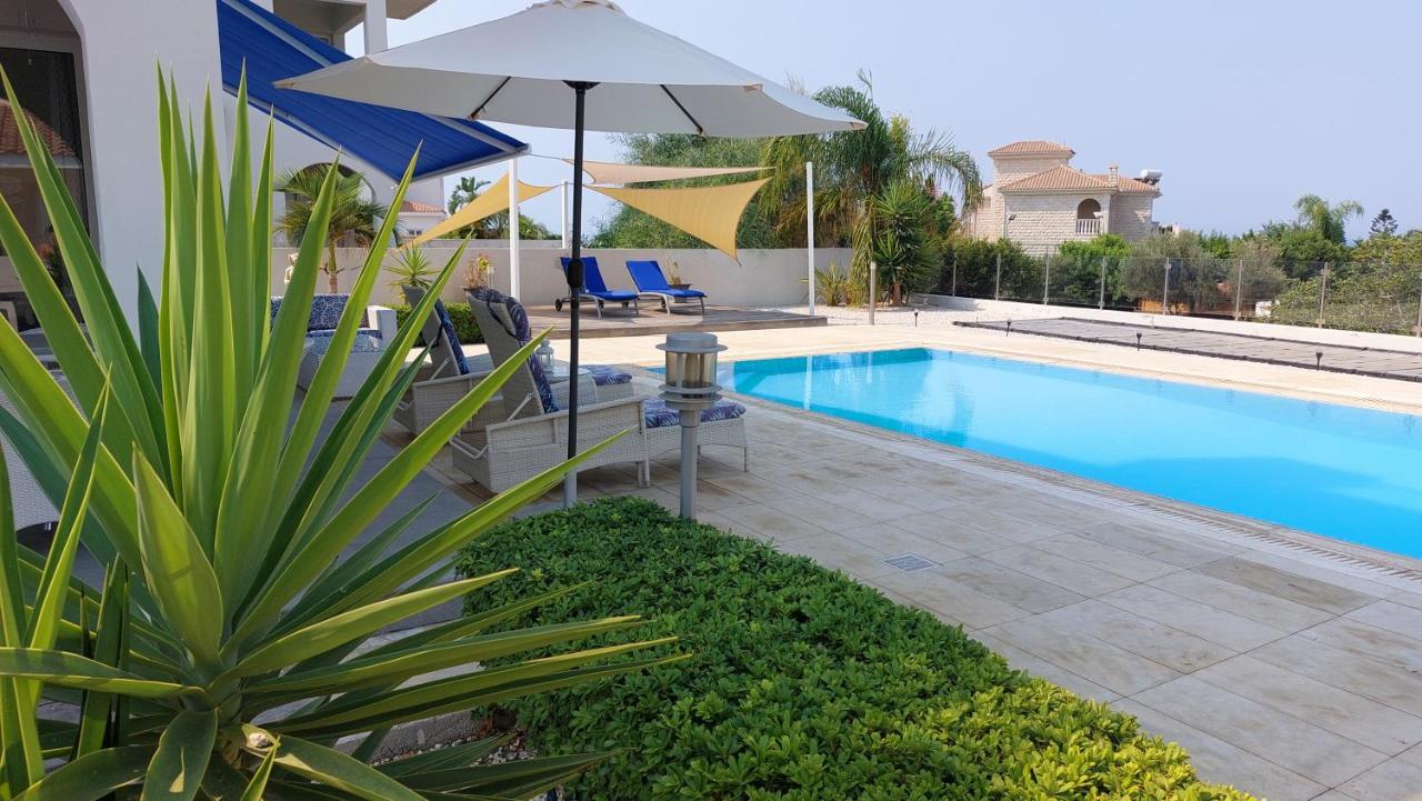 Villa Verdi: Luxury Villa With Private Pool Peyia Extérieur photo
