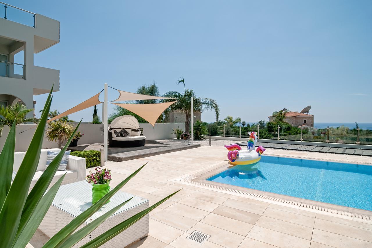 Villa Verdi: Luxury Villa With Private Pool Peyia Extérieur photo